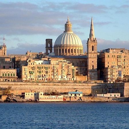 Modern 3Br Apartment In Sliema'S Desirable Locale Экстерьер фото