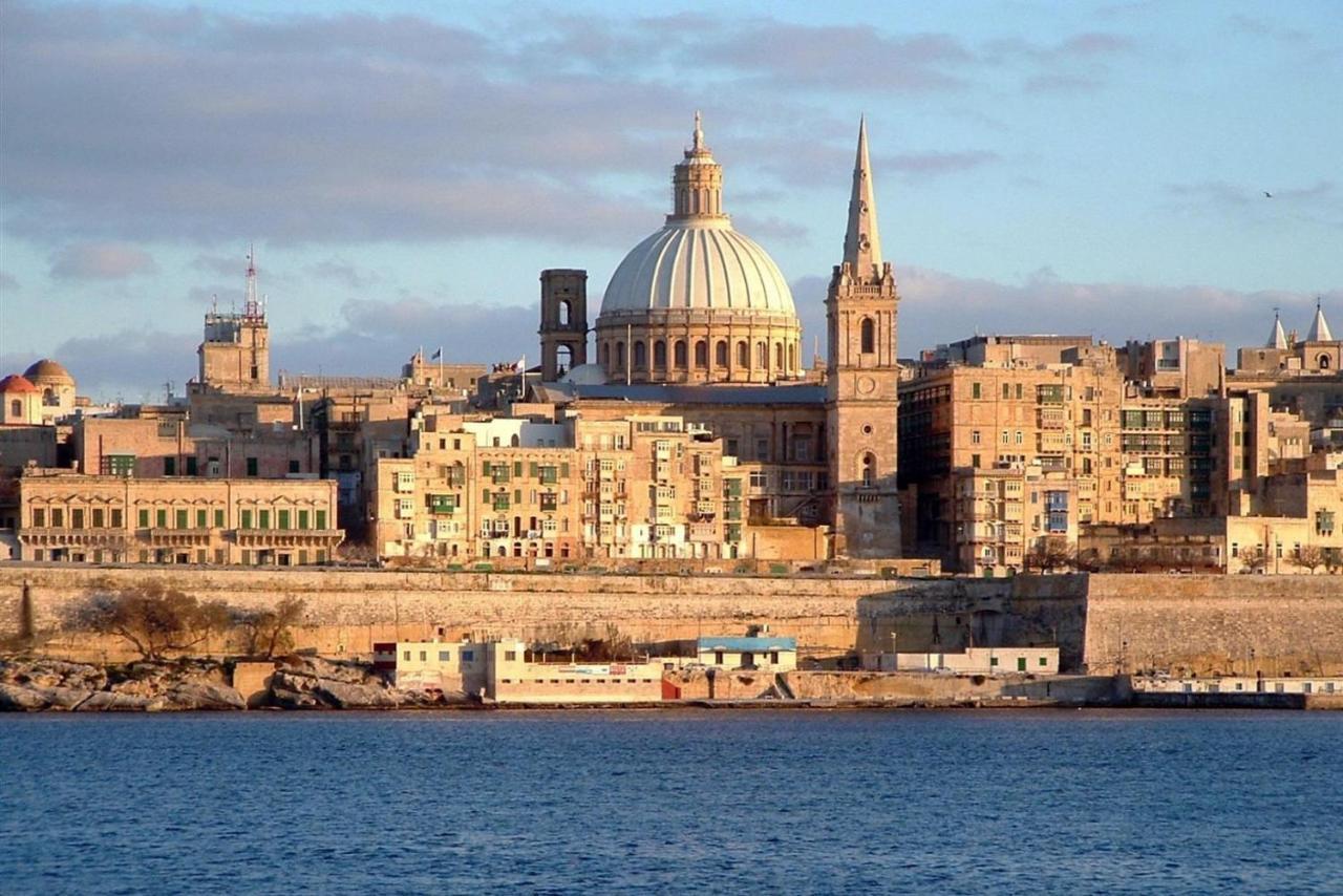 Modern 3Br Apartment In Sliema'S Desirable Locale Экстерьер фото