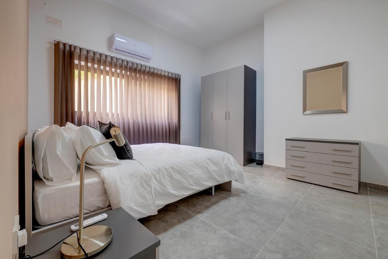 Modern 3Br Apartment In Sliema'S Desirable Locale Экстерьер фото