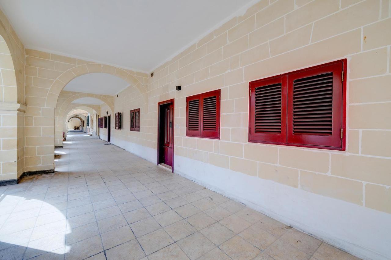 Modern 3Br Apartment In Sliema'S Desirable Locale Экстерьер фото